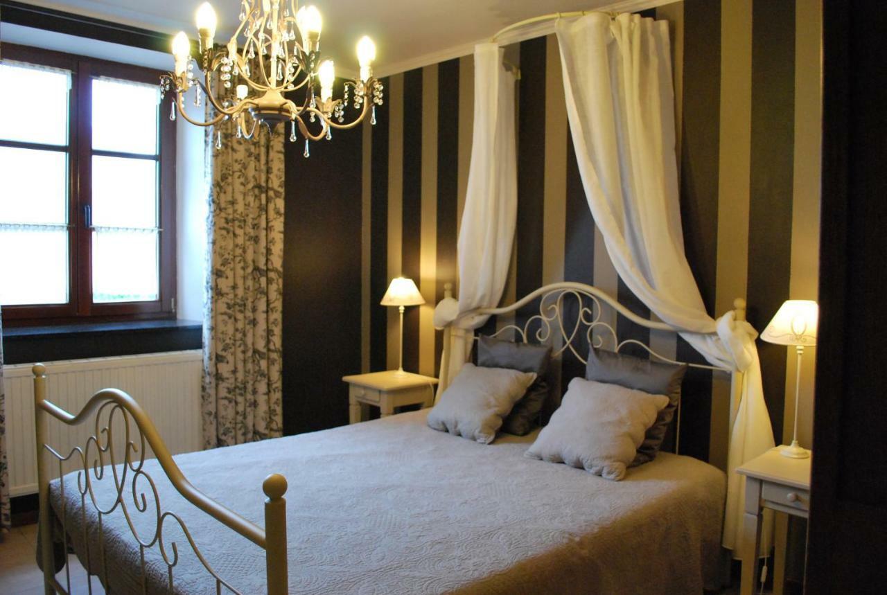 Petite Reine Villa Bertrix Buitenkant foto